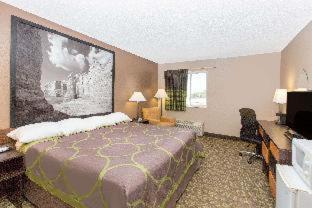 Super 8 By Wyndham Belleville Room photo